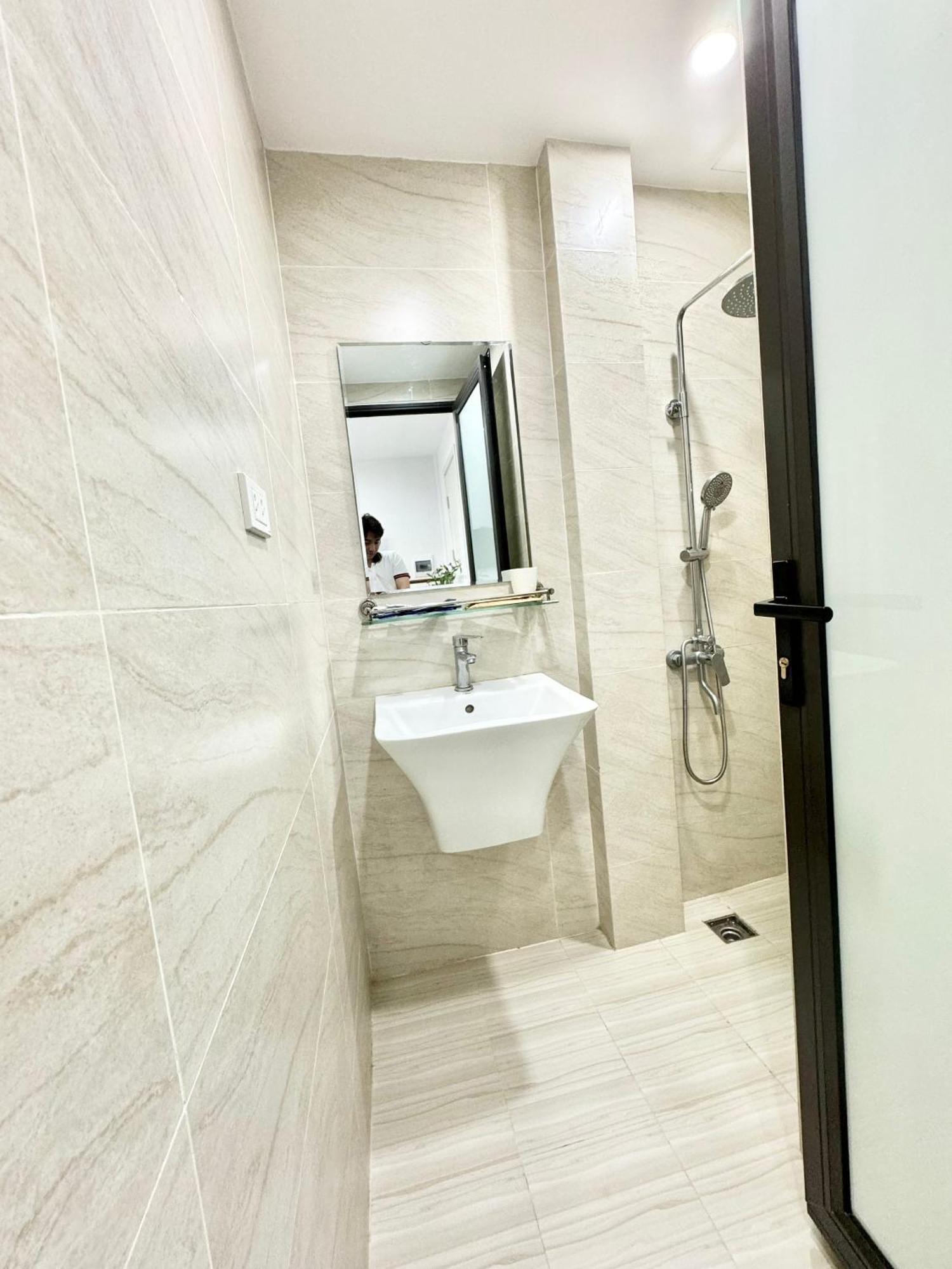 Modern & Comfy Apartment Hanoi Eksteriør billede